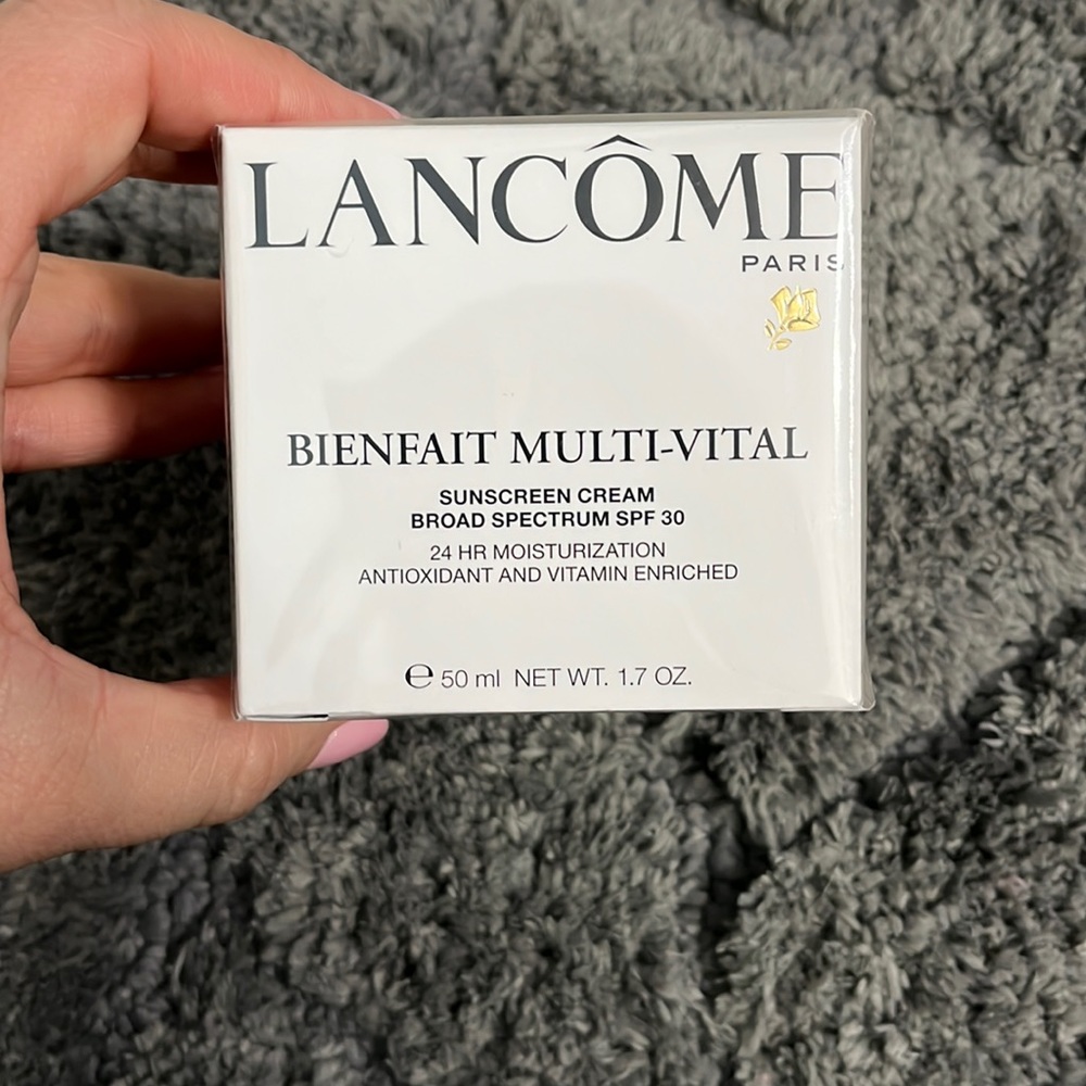 Lancôme Paris, buenafait multi-vital, SPF 30